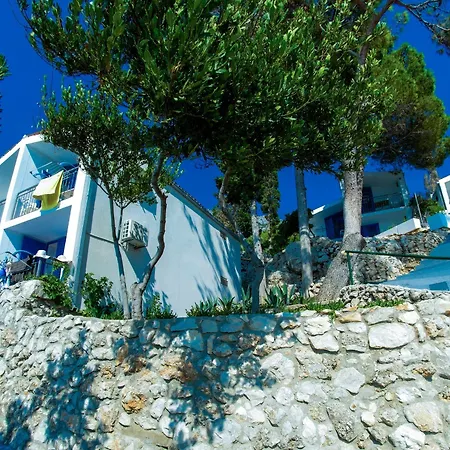 Beach Hotel 3* Drašnice