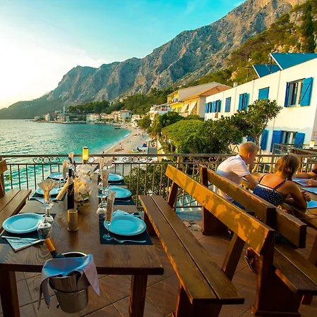 Beach Hotel 3* Drašnice