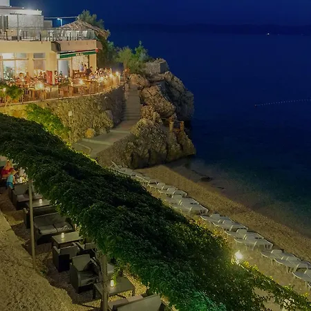 Beach Hotel Hotel 3*