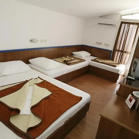 Beach Hotel Hotel Drašnice