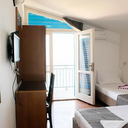 Beach Hotel Hotel Drasnice