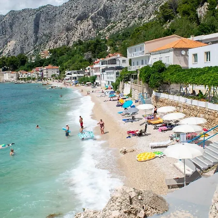 Beach Hotel Hotel