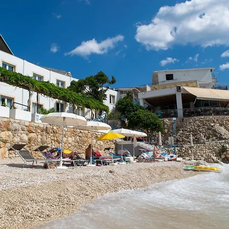 Beach Hotel 3*