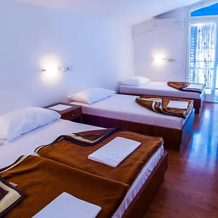 Beach Hotel 3* Drašnice