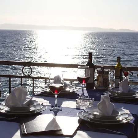 Beach Hotel 3* Drašnice