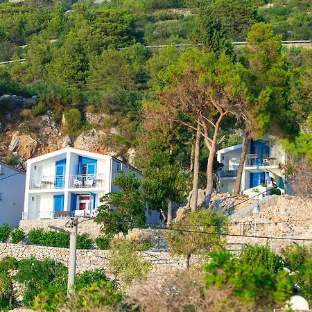 Beach Hotel Hotel 3*
