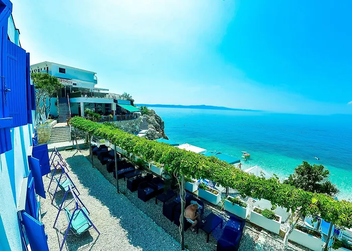 Beach Hotel 3*