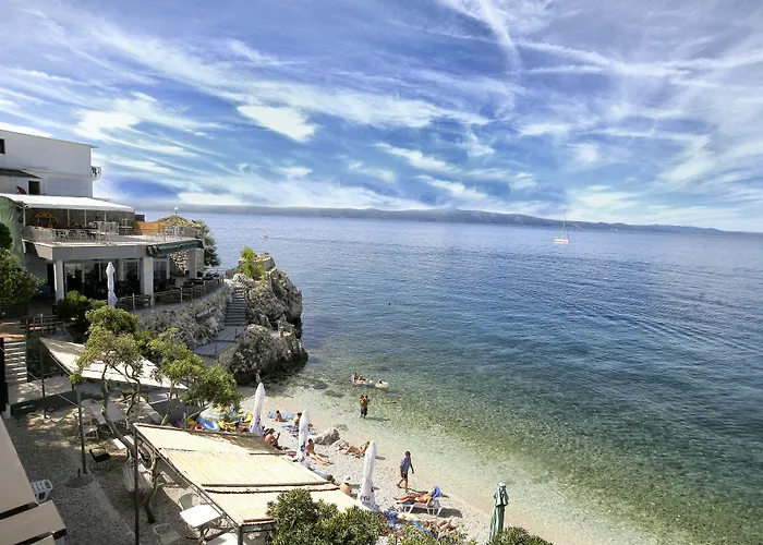 Beach Hotel 3* Drašnice
