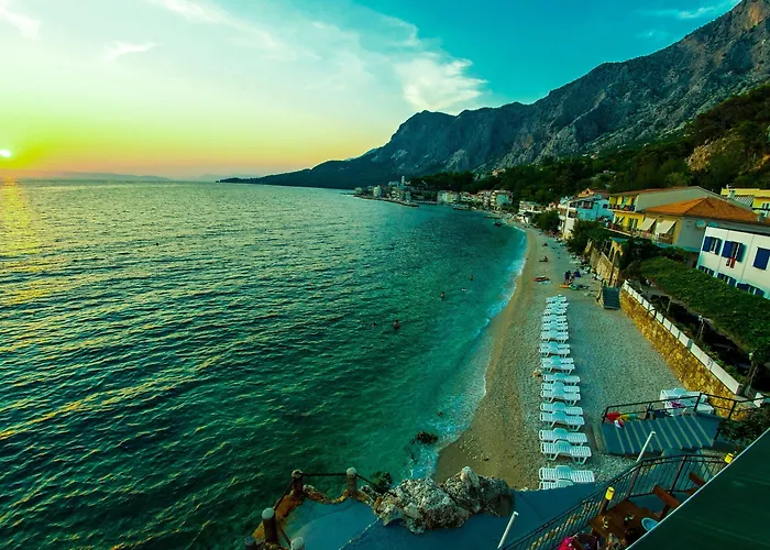 Beach Hotel Hotel