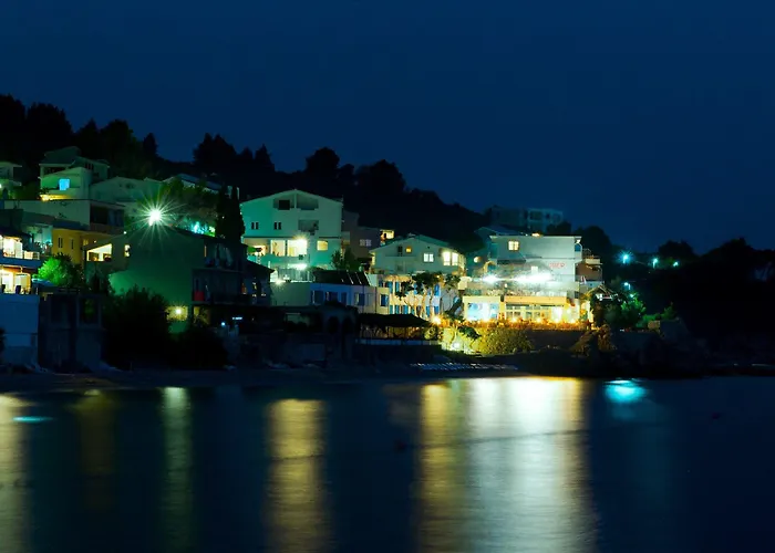 Hotel Beach Hotel 3*