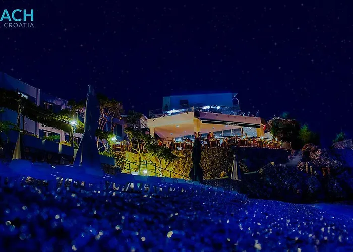 Beach Hotel Hotel