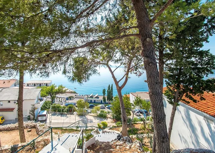 Beach Hotel Drašnice